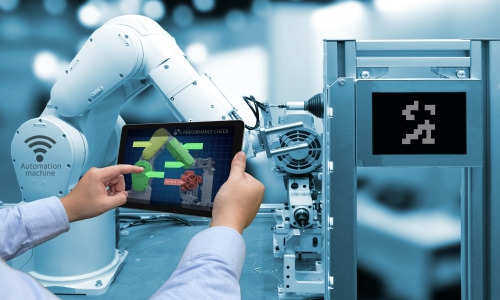 FROM SUSTAINABILITY TO CYBER SECURITY, THIS IS HOW THE WORLD OF INDUSTRIAL AUTOMATION IS EVOLVING